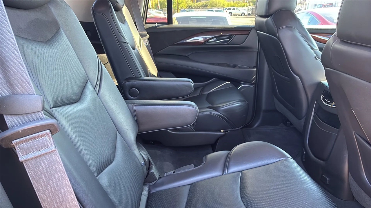 Cadillac Escalade  2015