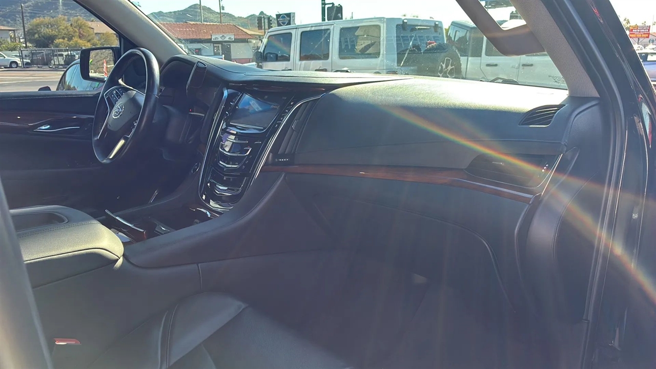 Cadillac Escalade  2015