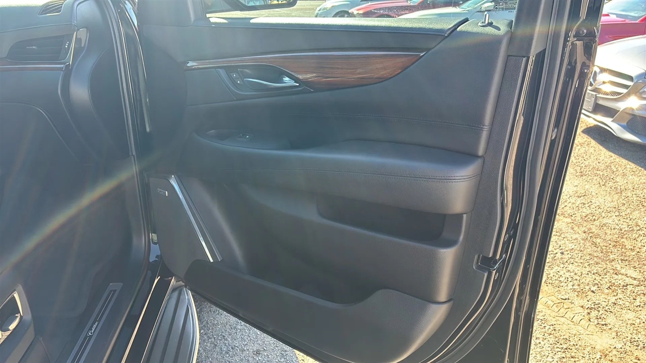 Cadillac Escalade  2015