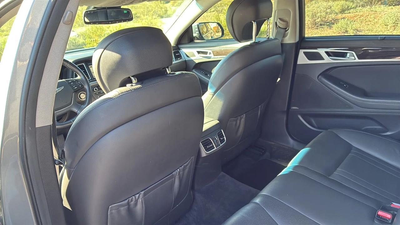 Genesis G80  2017