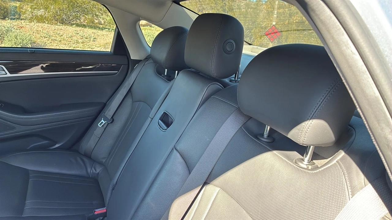 Genesis G80  2017