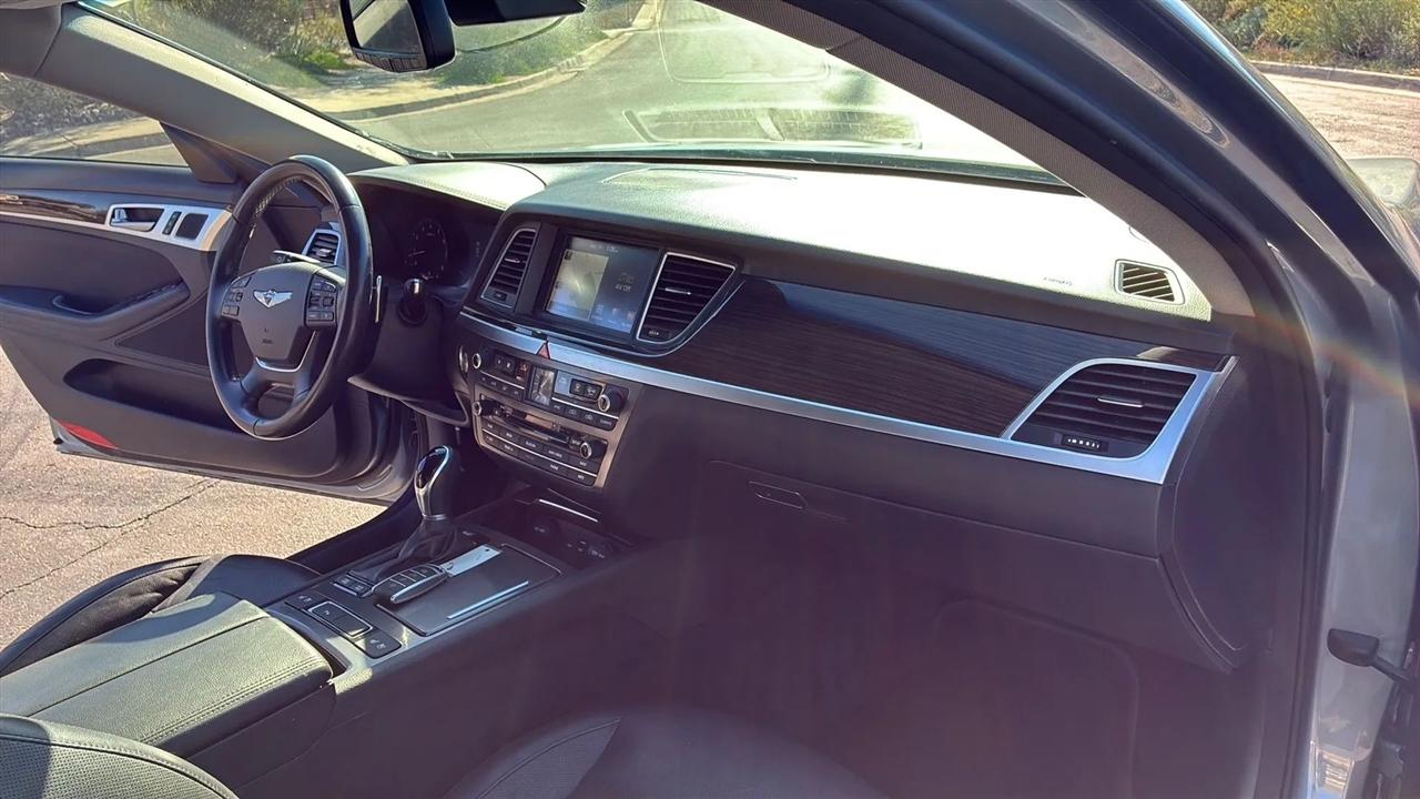 Genesis G80  2017