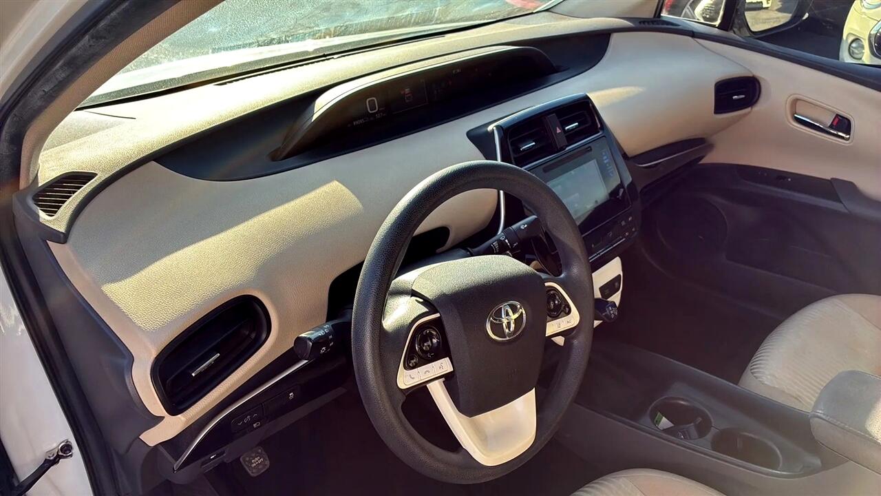 Toyota Prius  2017