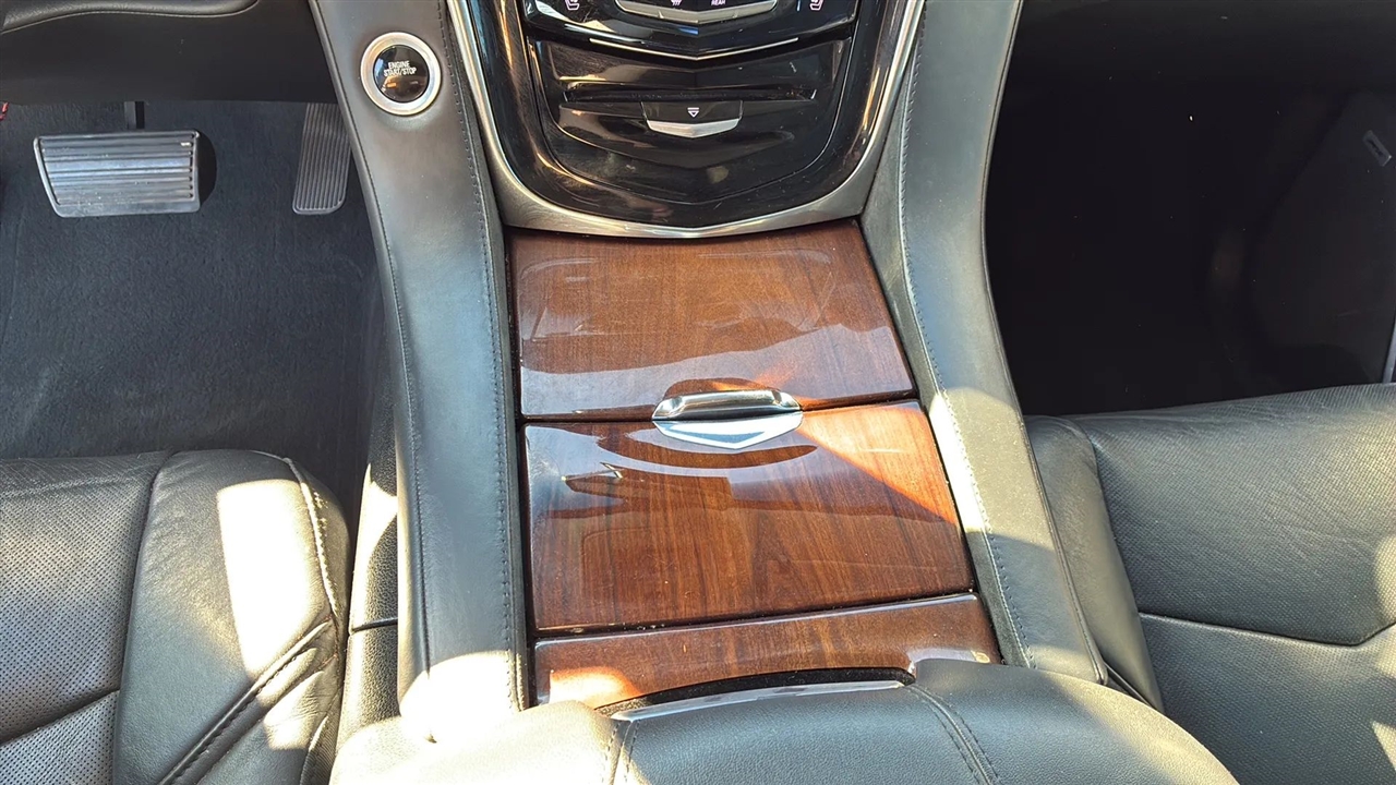 Cadillac Escalade  2015