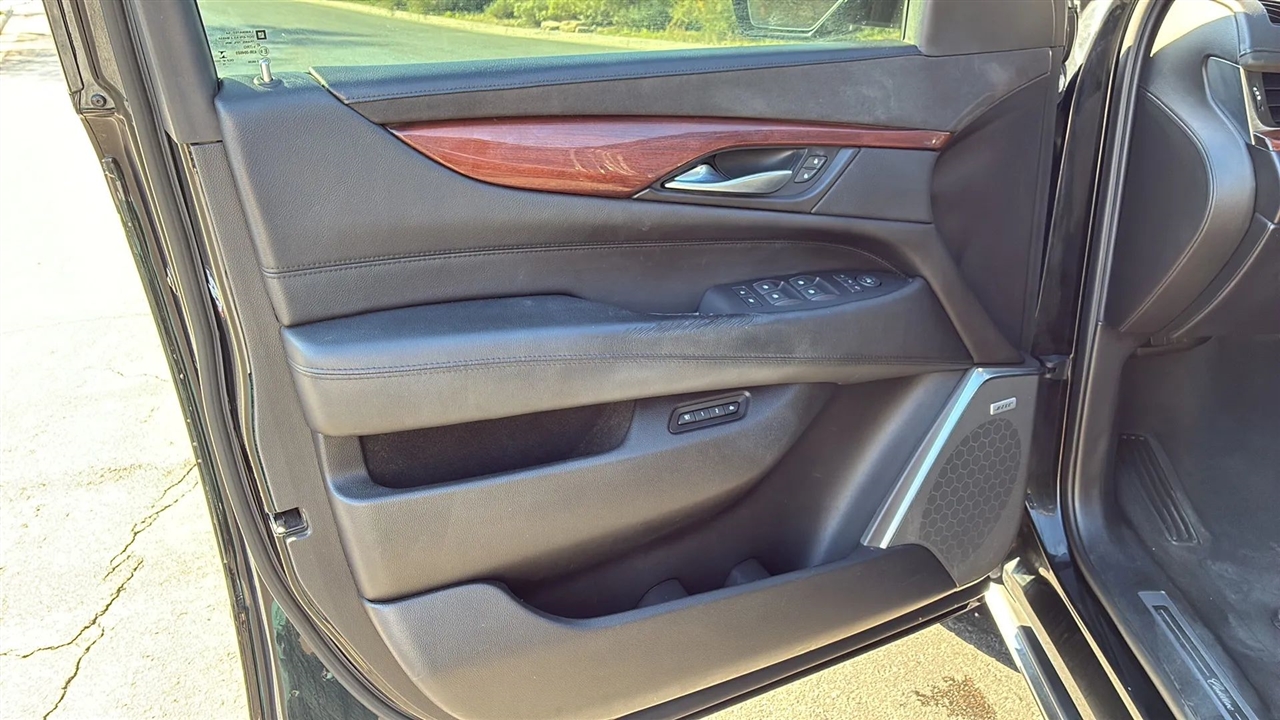 Cadillac Escalade  2015