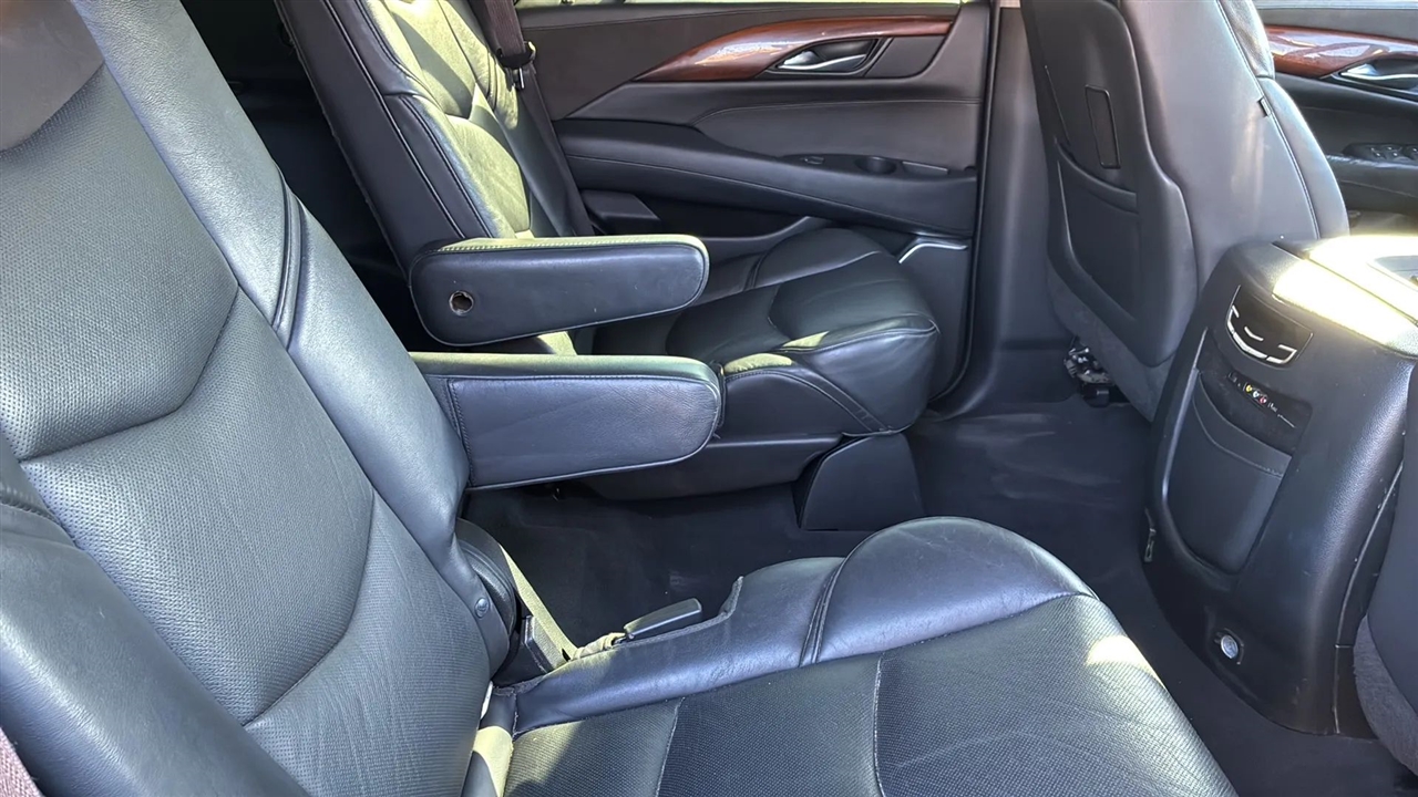 Cadillac Escalade  2015