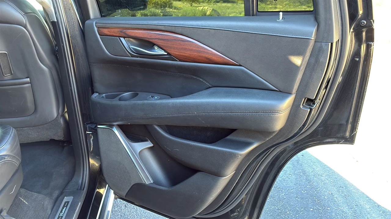 Cadillac Escalade  2015