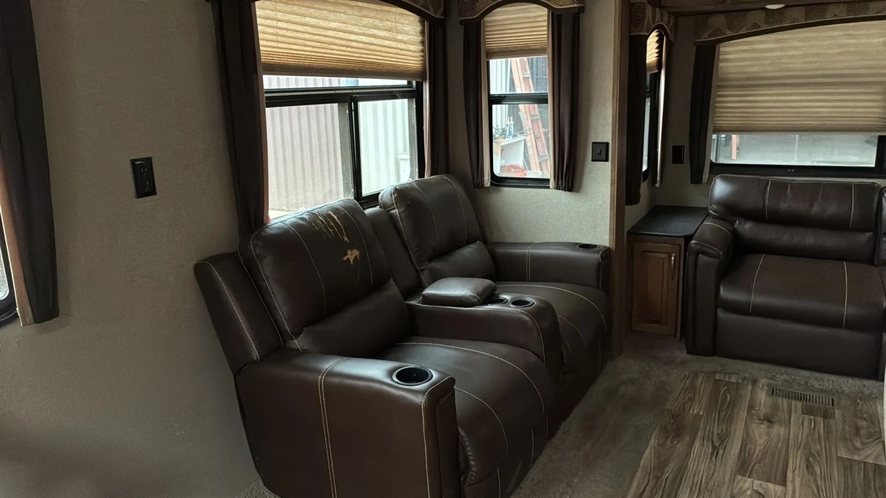 Keystone RV Laredo  2018