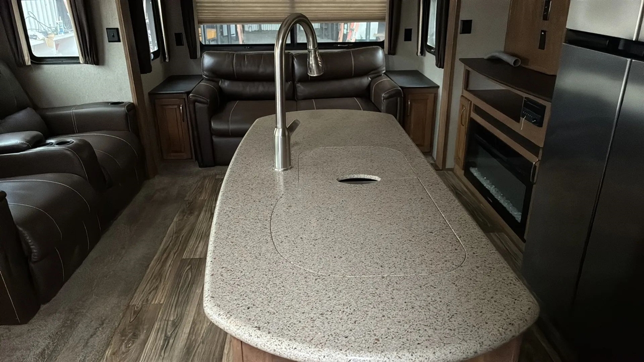 Keystone RV Laredo  2018