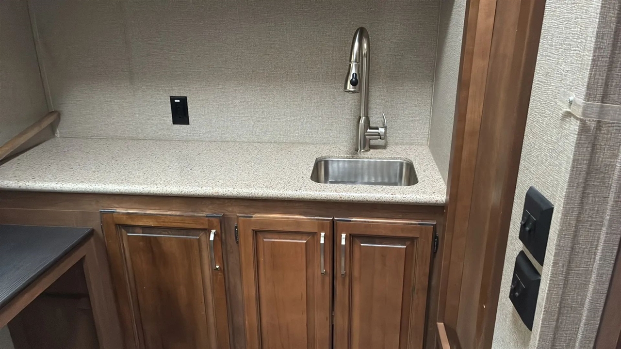 Keystone RV Laredo  2018