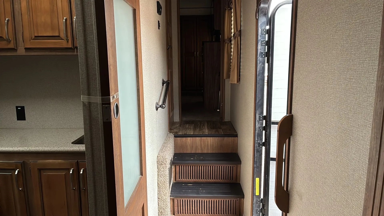 Keystone RV Laredo  2018