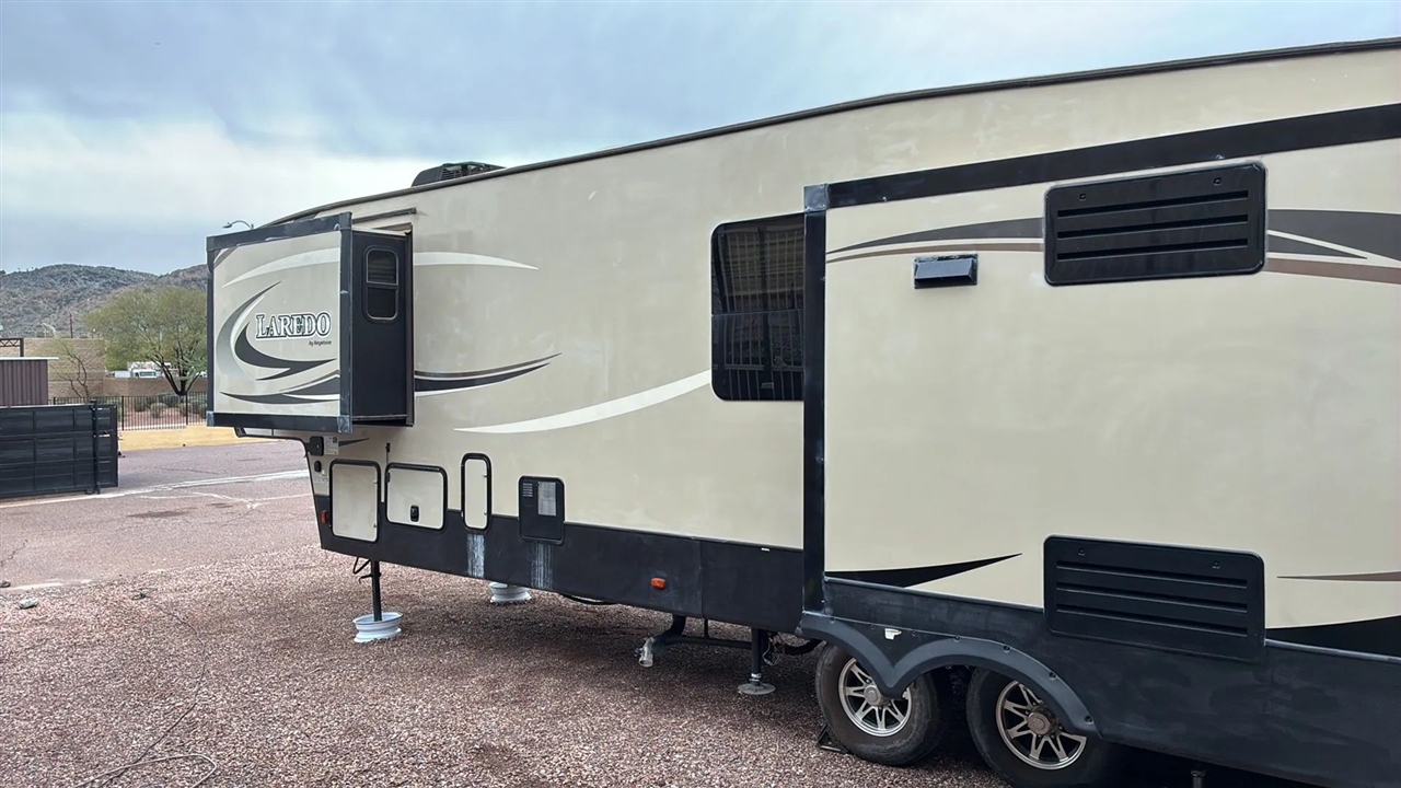 Keystone RV Laredo  2018