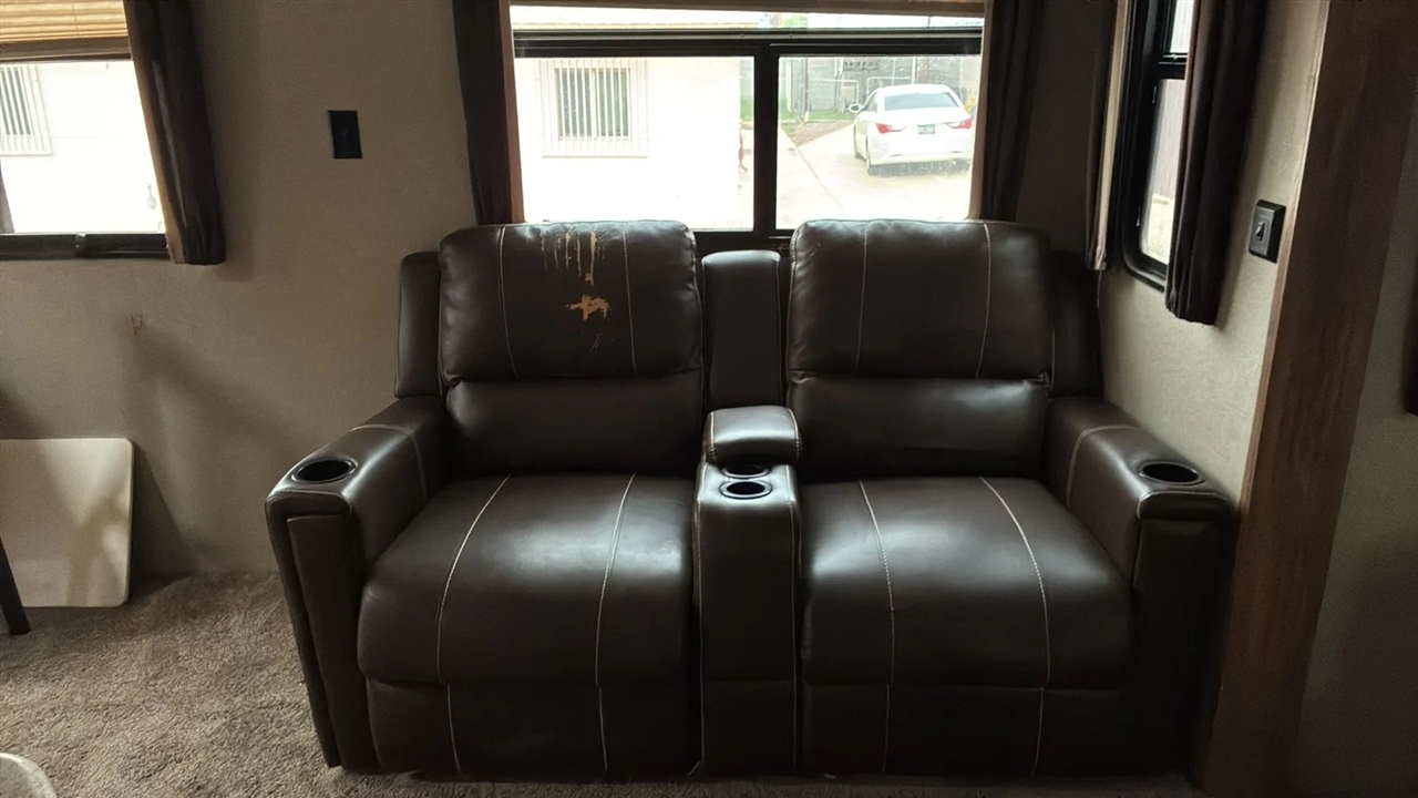 Keystone RV Laredo  2018