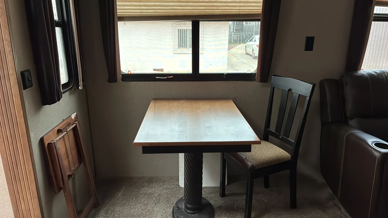 Keystone RV Laredo  2018