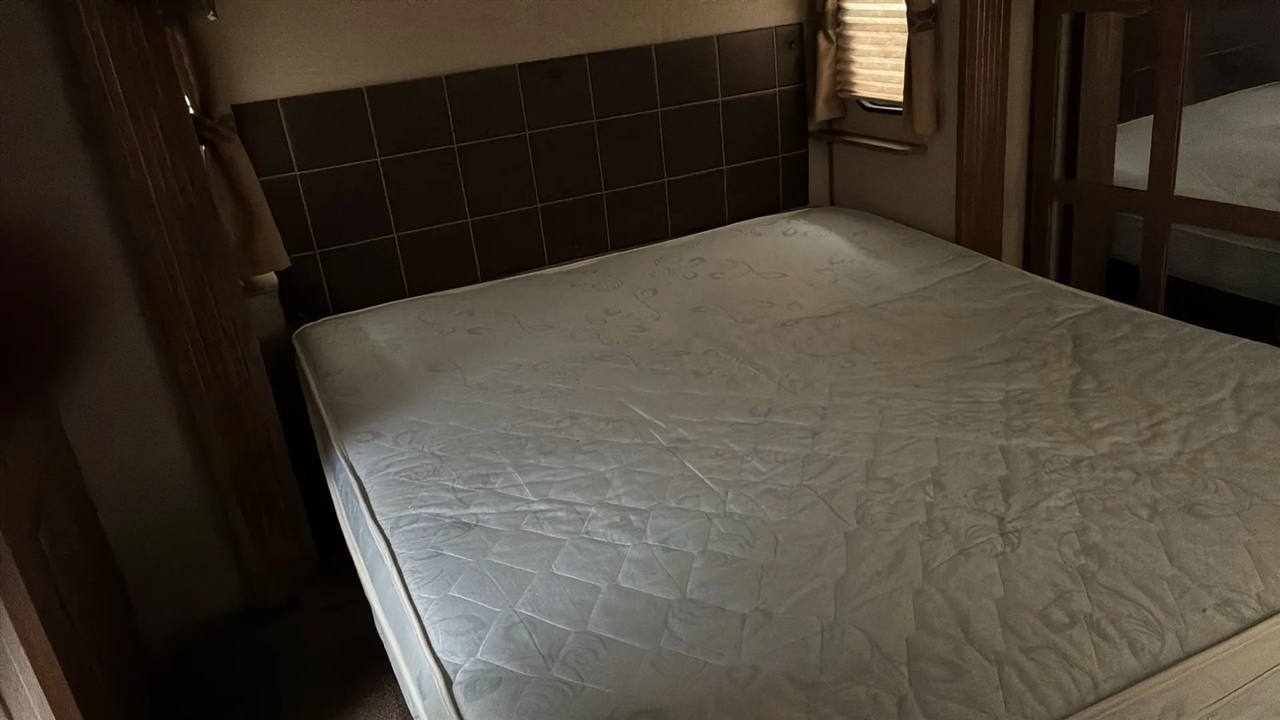 Keystone RV Laredo  2018