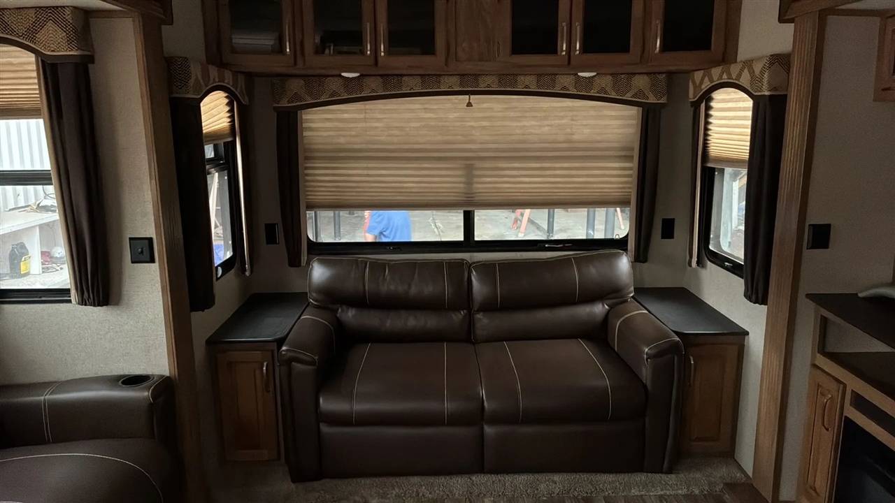 Keystone RV Laredo  2018