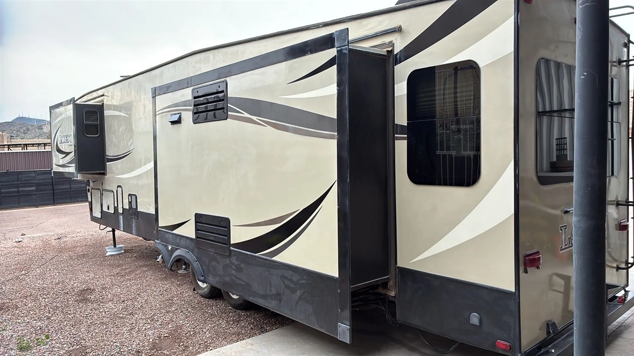 Keystone RV Laredo  2018