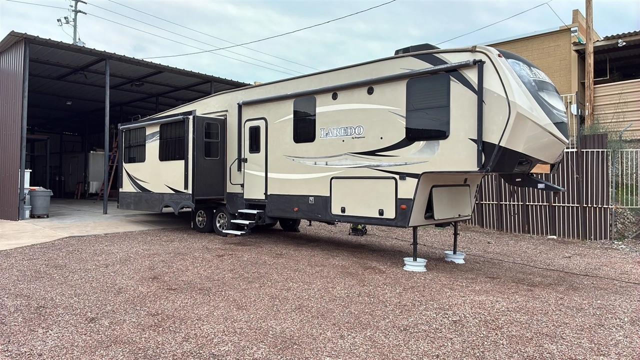 Keystone RV Laredo  2018