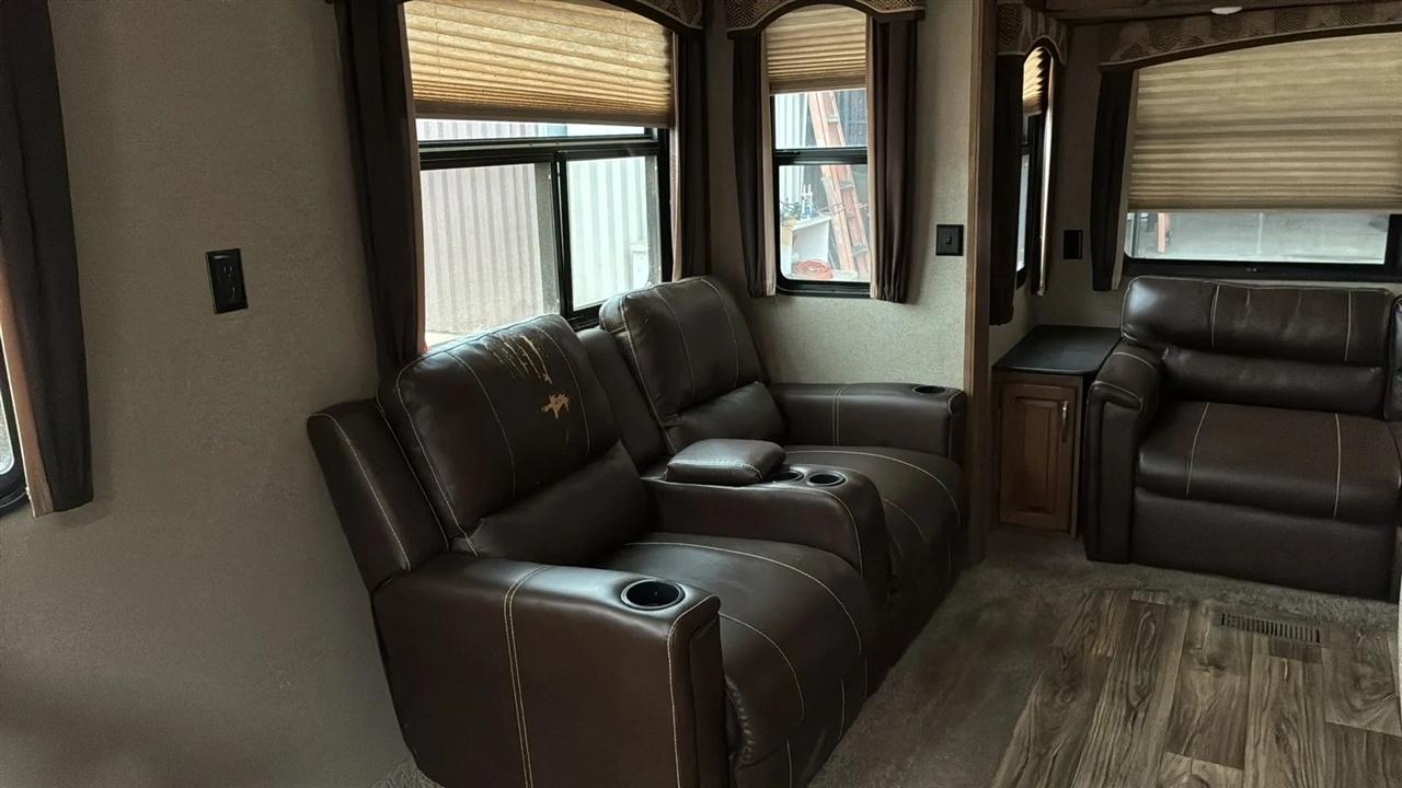 Keystone RV Laredo  2018
