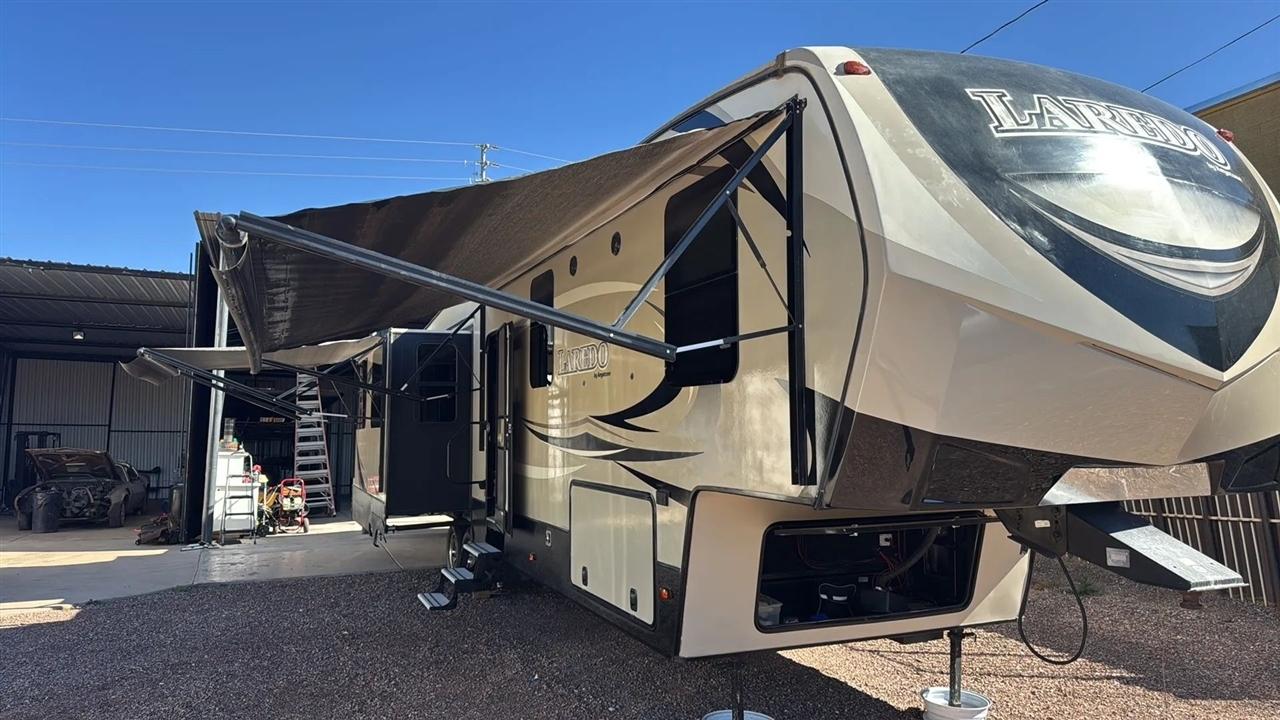 Keystone RV Laredo  2018