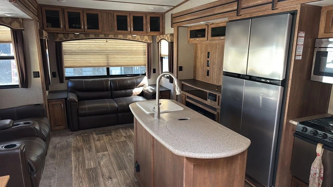 Keystone RV Laredo  2018