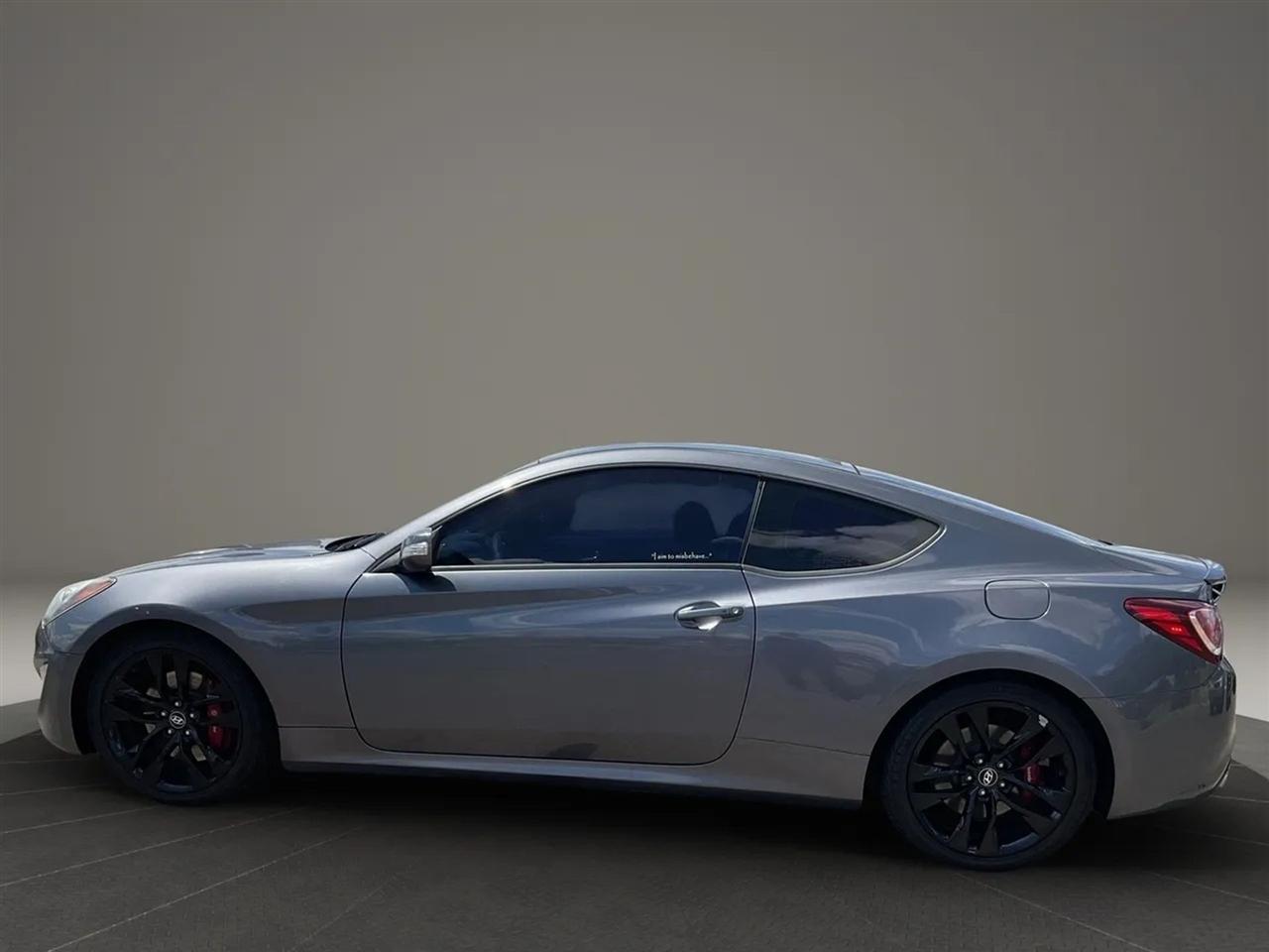 Hyundai Genesis Coupe 3.8 R-Spec Manual 2015