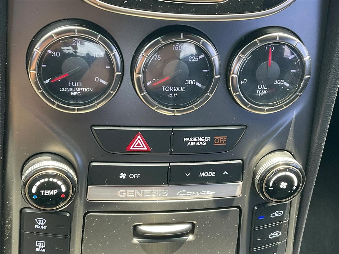 Hyundai Genesis Coupe 3.8 R-Spec Manual 2015