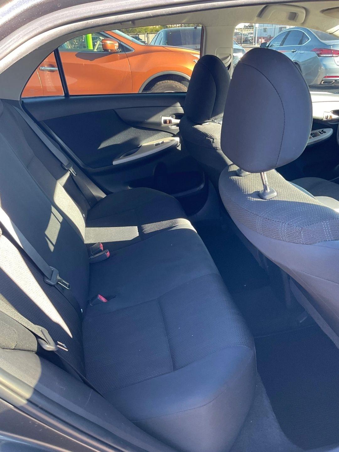 Toyota Corolla  2011