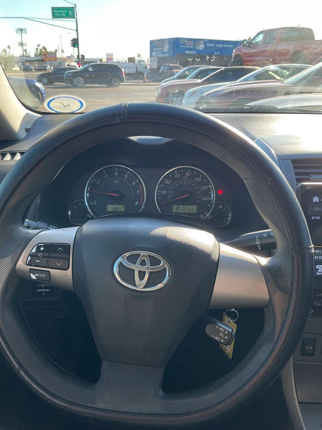 Toyota Corolla  2011