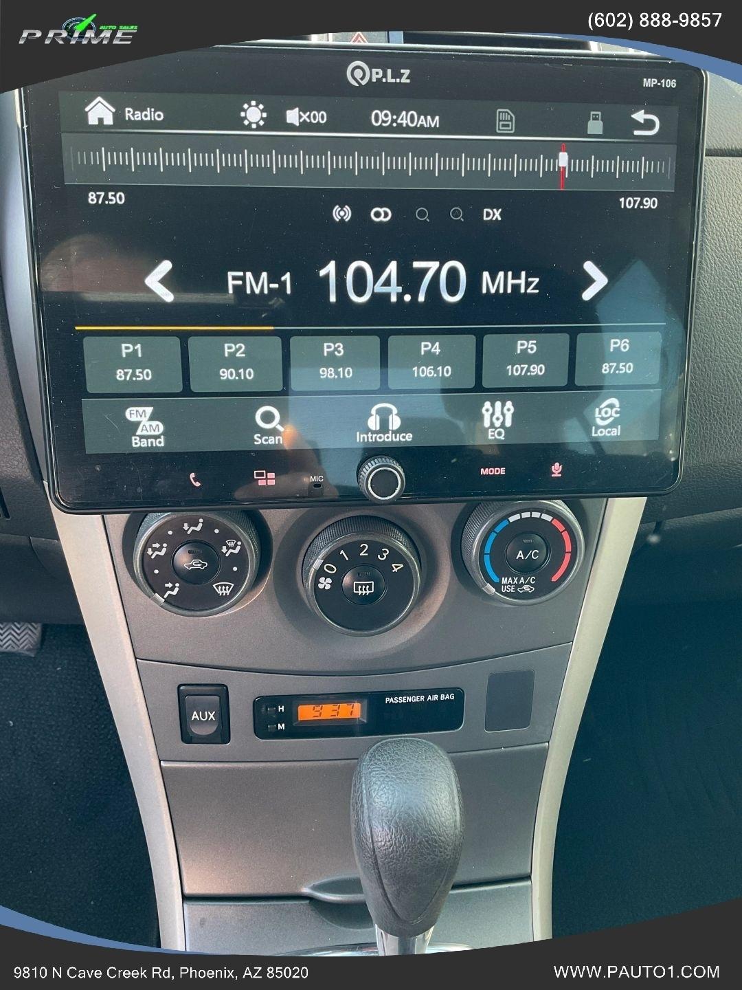 Toyota Corolla  2011