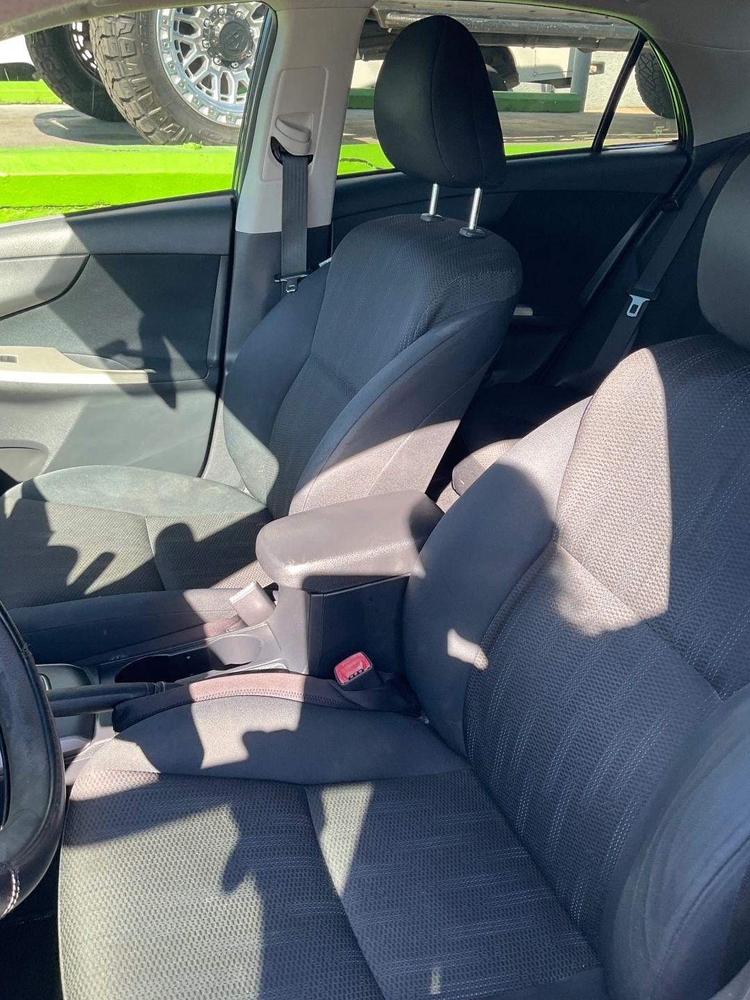 Toyota Corolla  2011