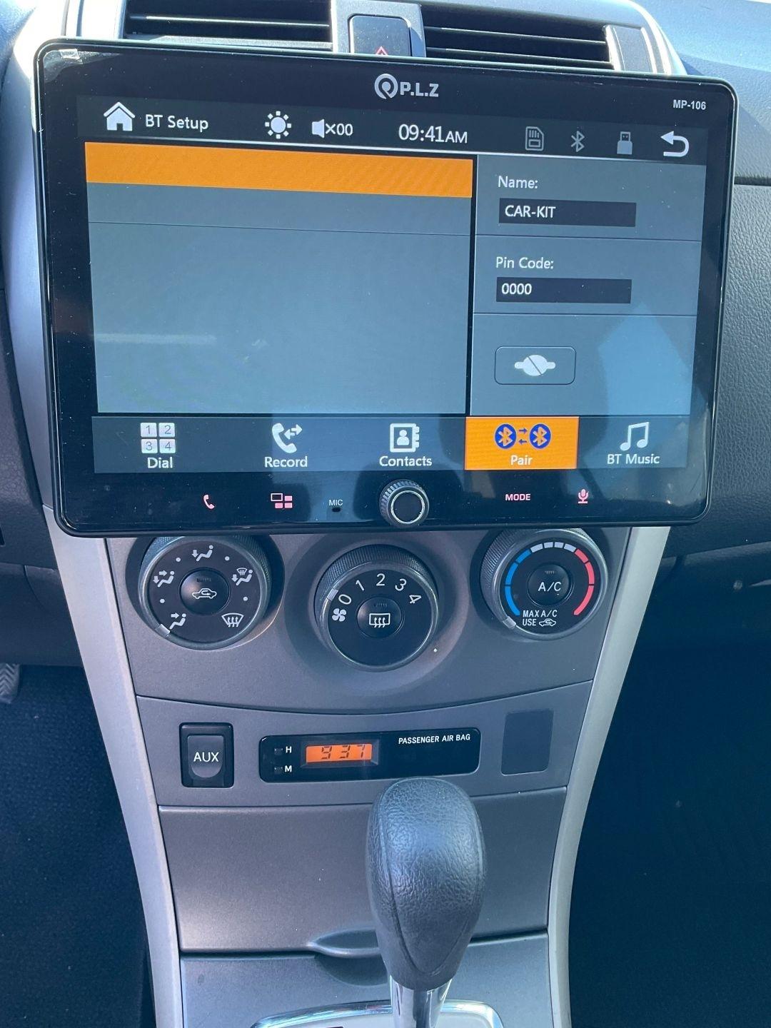 Toyota Corolla  2011