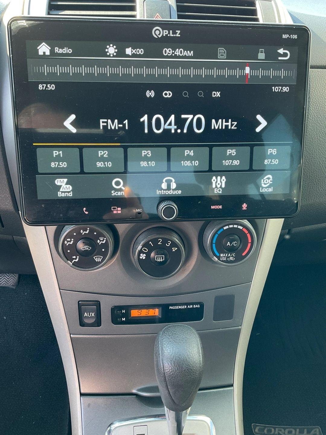 Toyota Corolla  2011