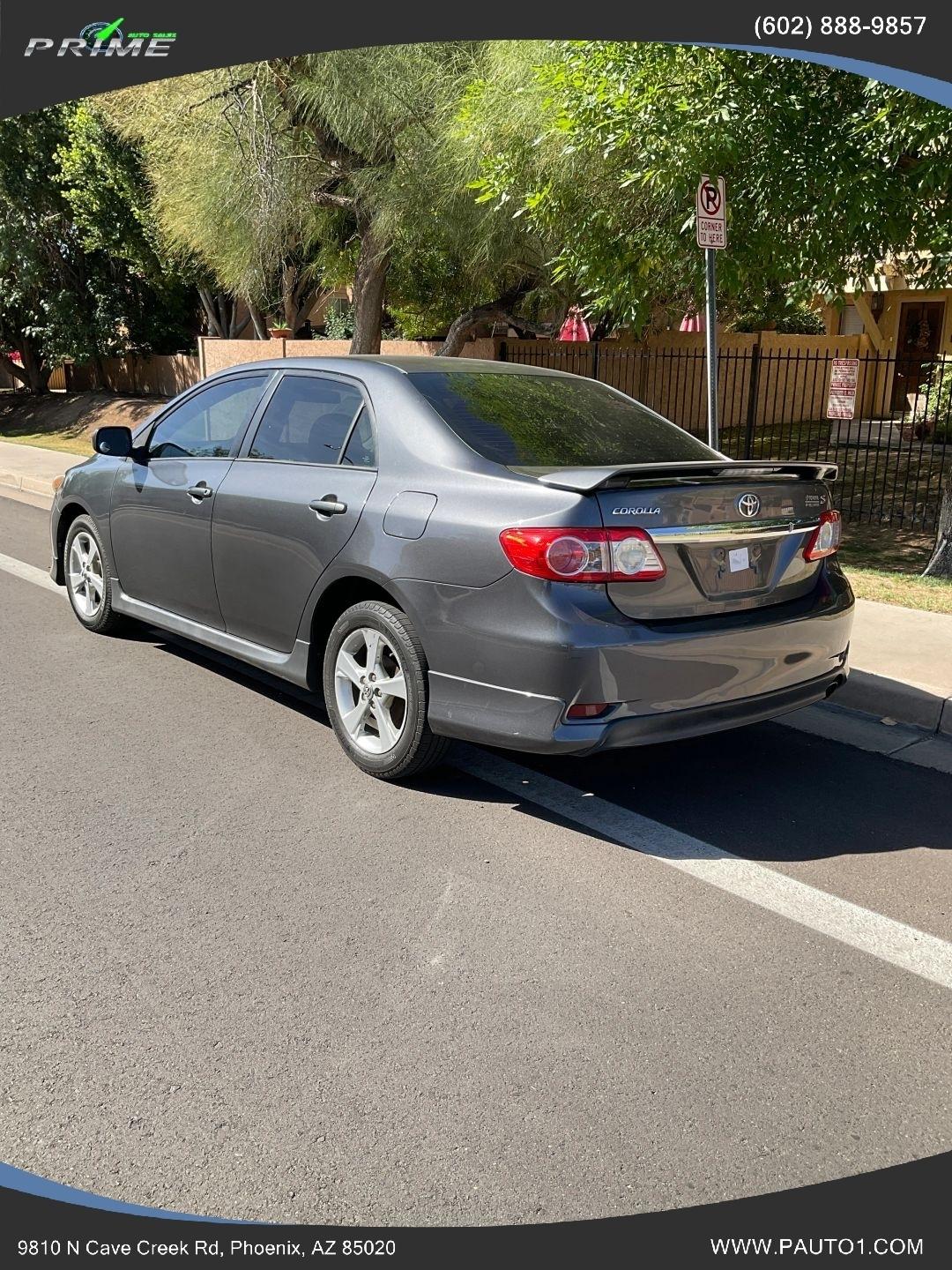 Toyota Corolla  2011