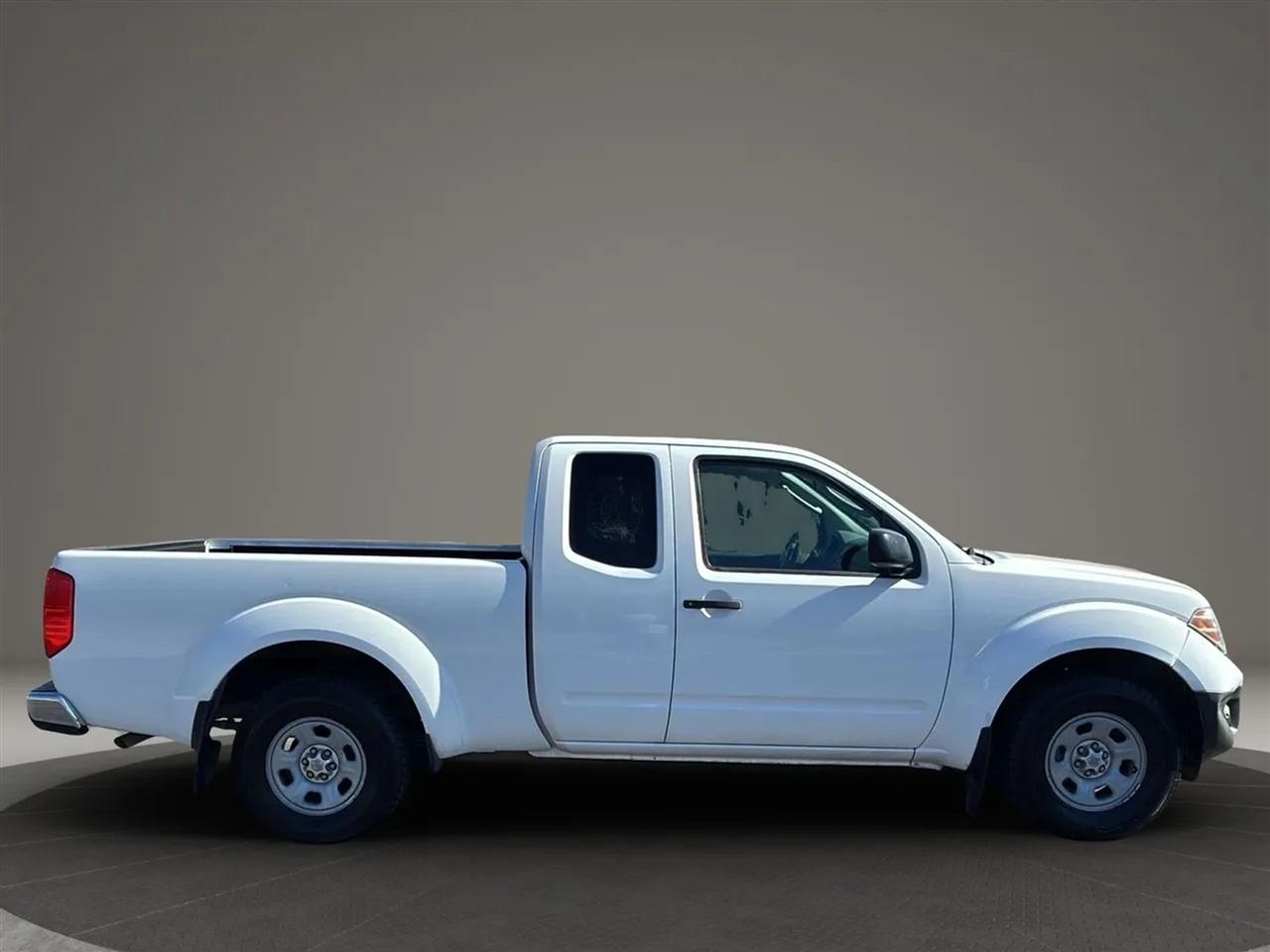 Nissan Frontier  2011