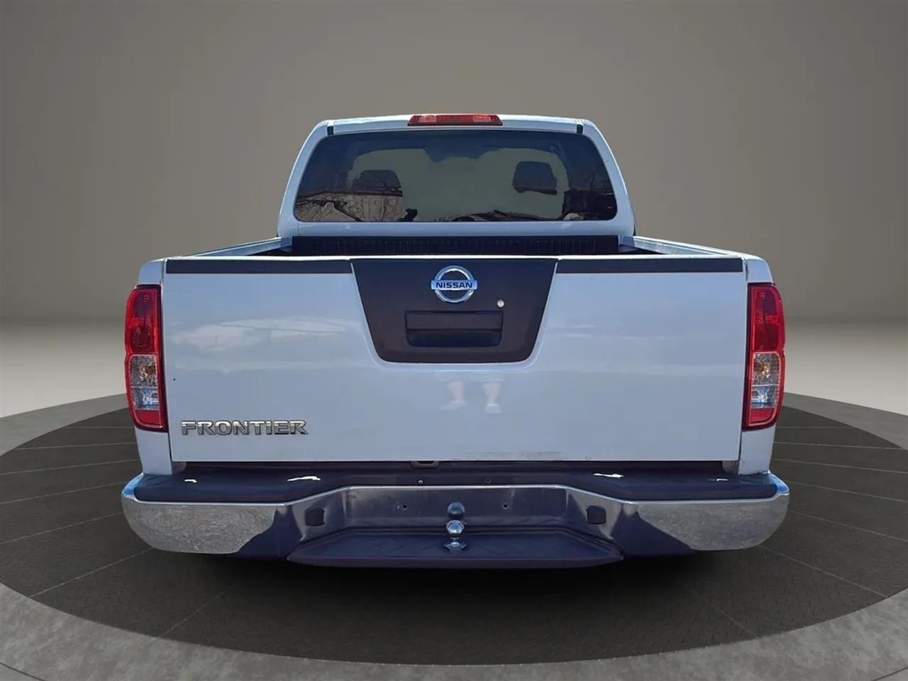 Nissan Frontier  2011