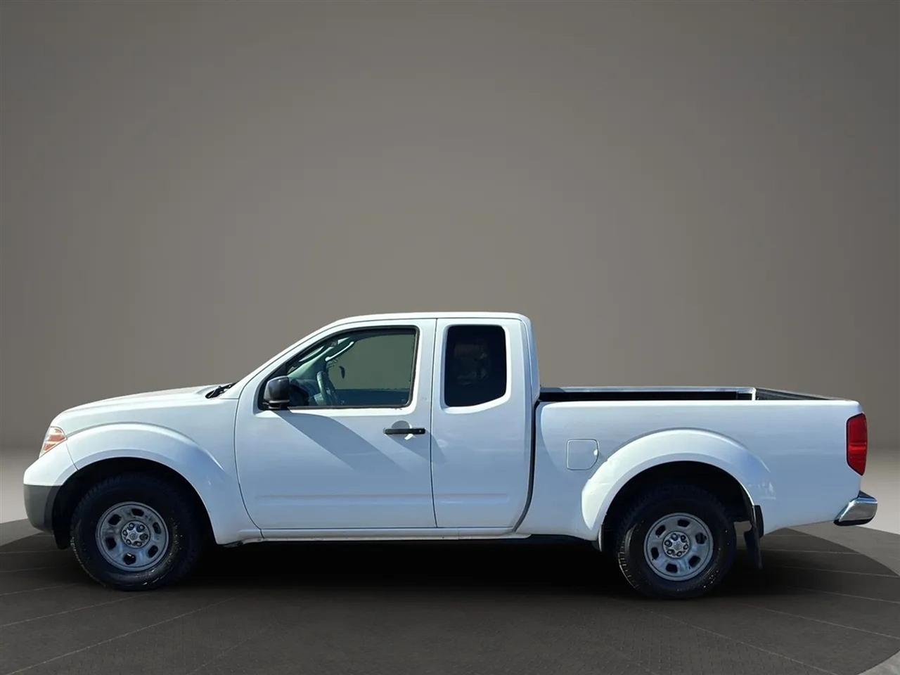 Nissan Frontier  2011