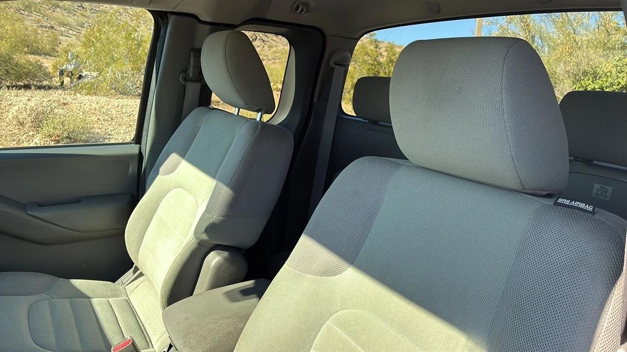 Nissan Frontier  2011