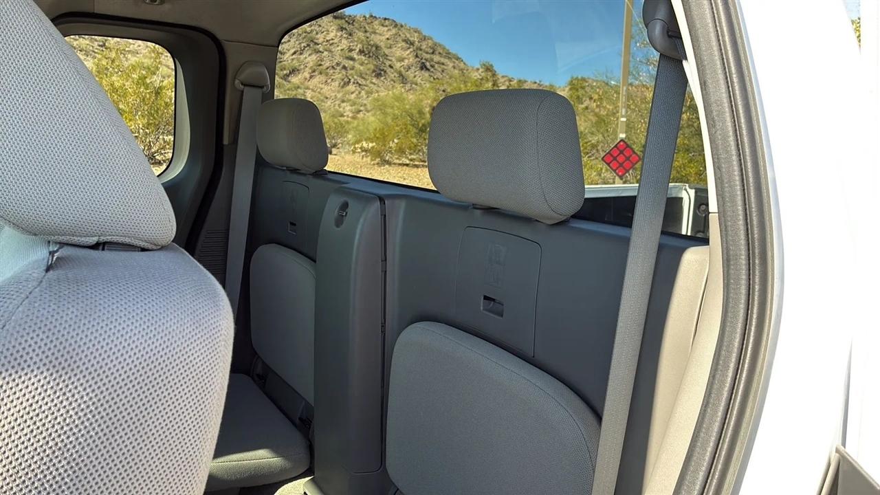 Nissan Frontier  2011