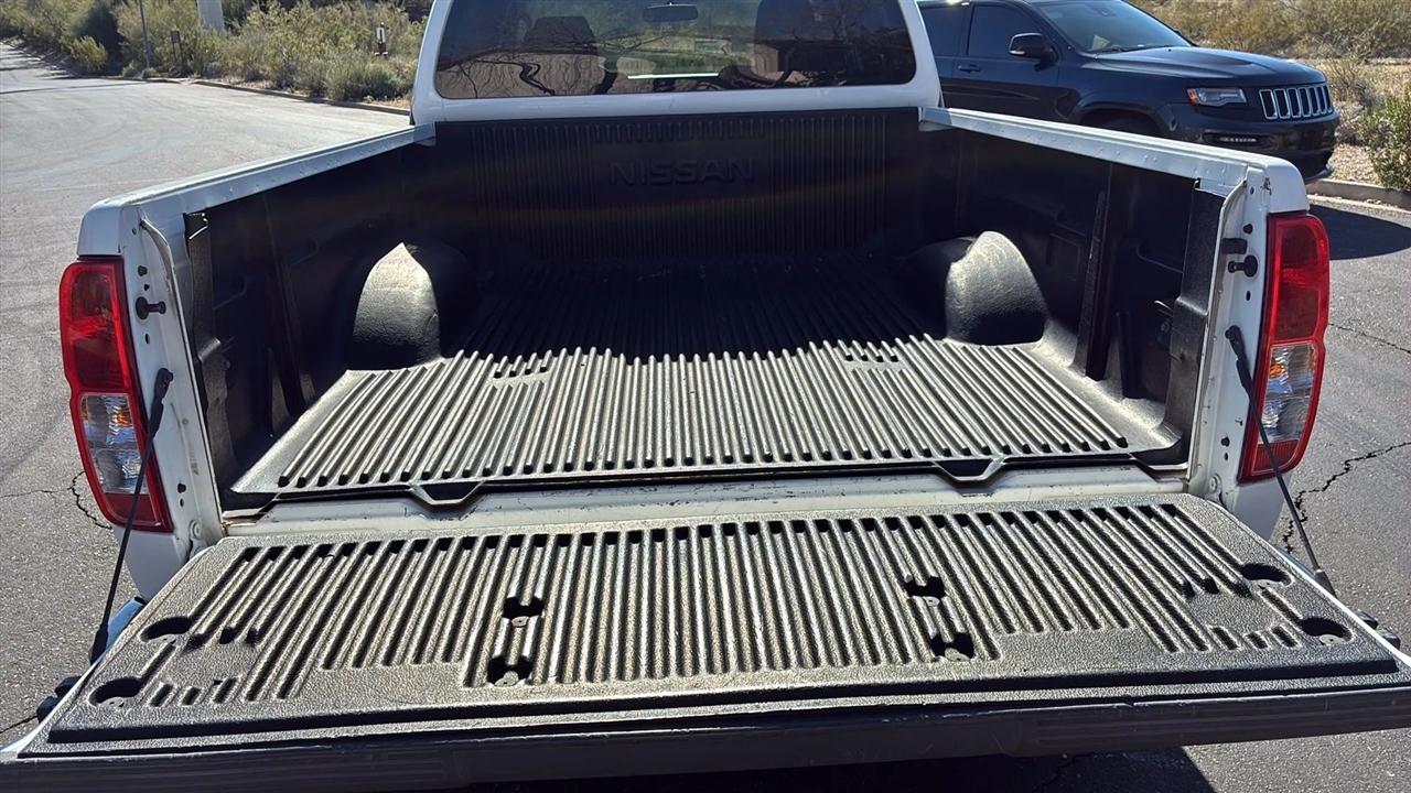 Nissan Frontier  2011