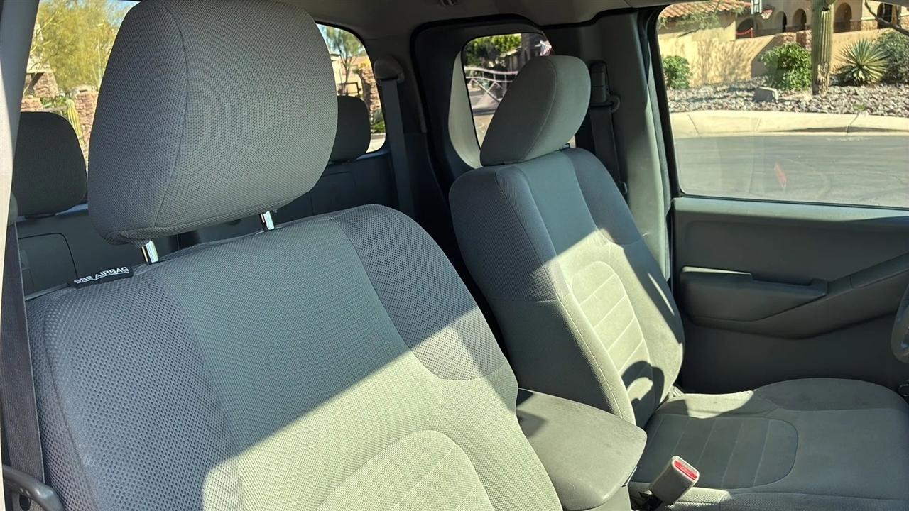 Nissan Frontier  2011