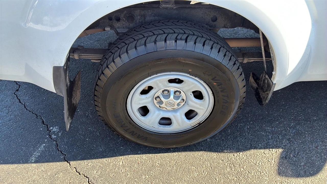 Nissan Frontier  2011