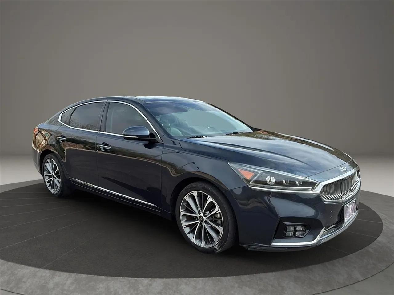 Kia Cadenza  2019