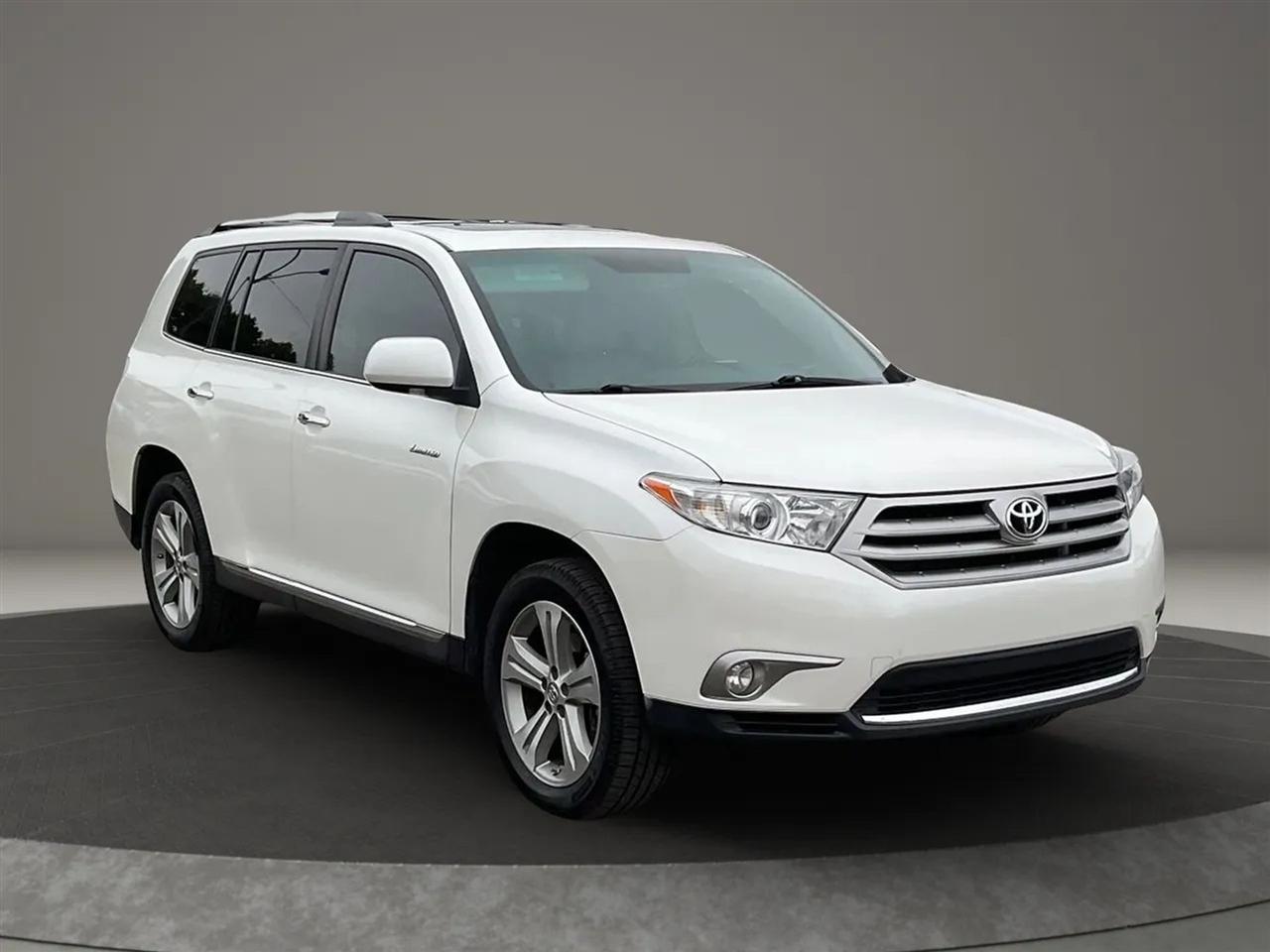Toyota Highlander  2013
