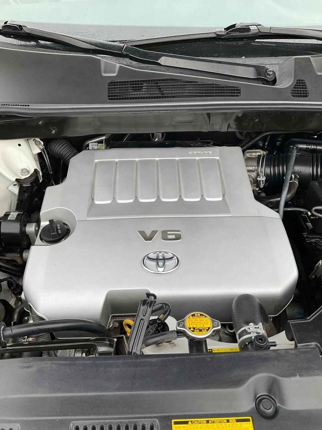 Toyota Highlander  2013