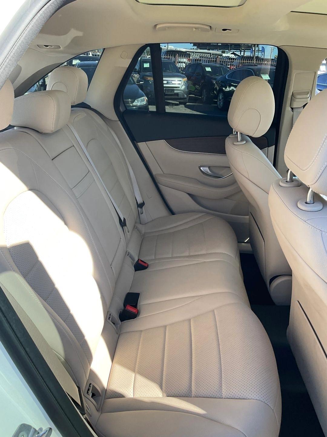 Mercedes-Benz GLC-Class  2020