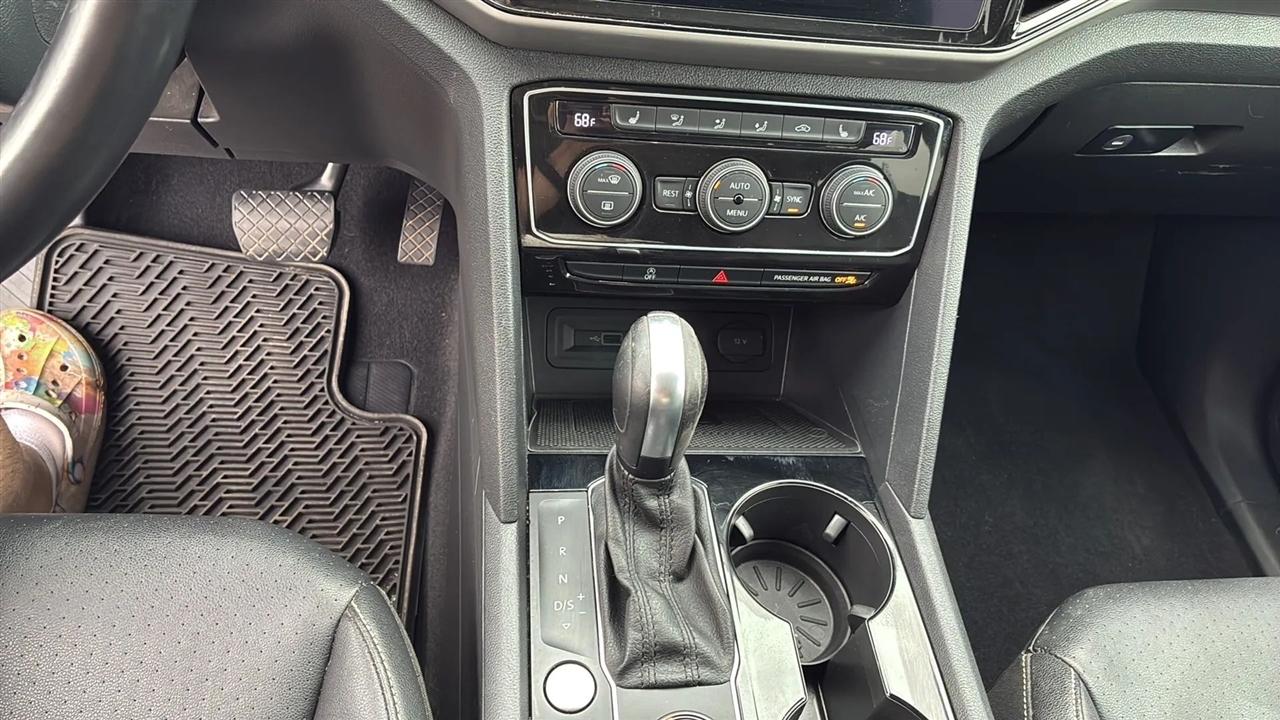 Volkswagen Atlas  2021