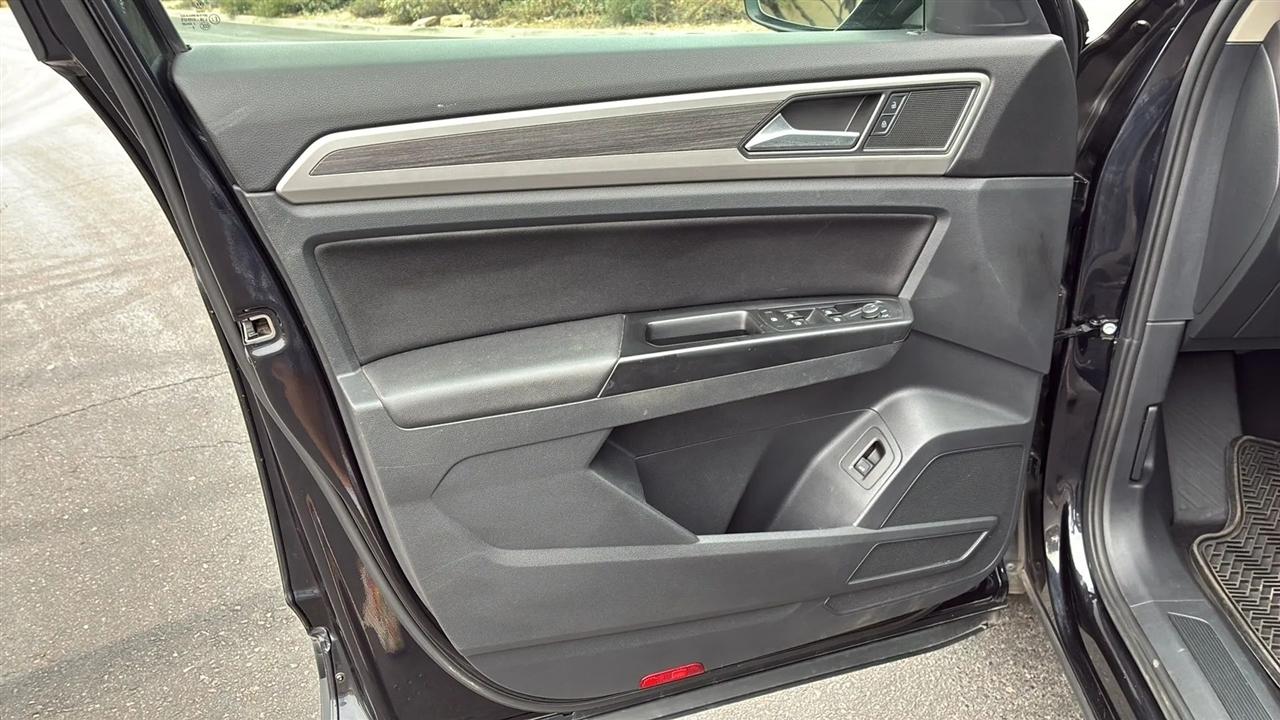 Volkswagen Atlas  2021