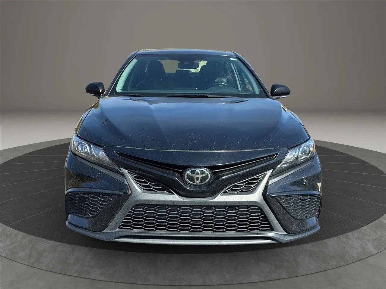 Toyota Camry  2023