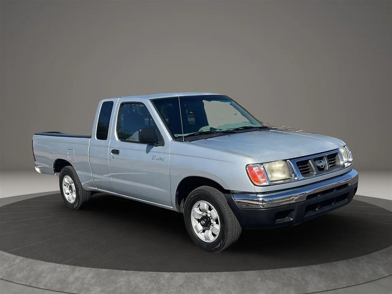 Nissan Frontier  2000